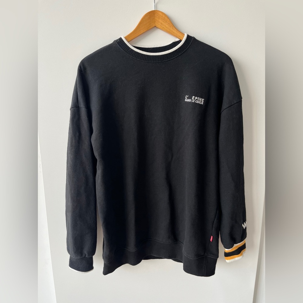 Black White Graphic Crewneck Sweater